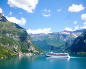 Reizen naar de fjorden van Noorwegen: een cruise door het landschap